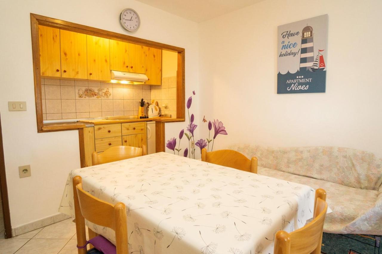 Apartment Nives Umag Exterior photo